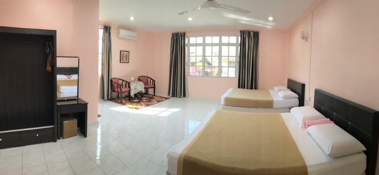 Mikraj Hotel Kuala Besut Exterior photo